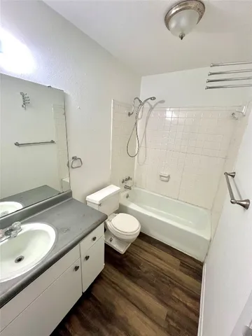 $2,295 | 2619 Baxter Drive, Austin, TX 78745