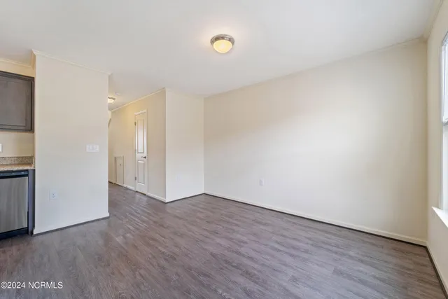 $1,495 | 459 Sullivan Loop Road, Midway Park, NC 28544