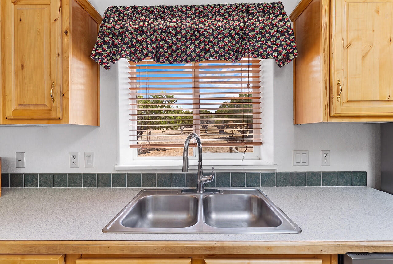 506 Southern Trail Datil, NM 87821 - Photo 11 of 41 Gallery Image 11
