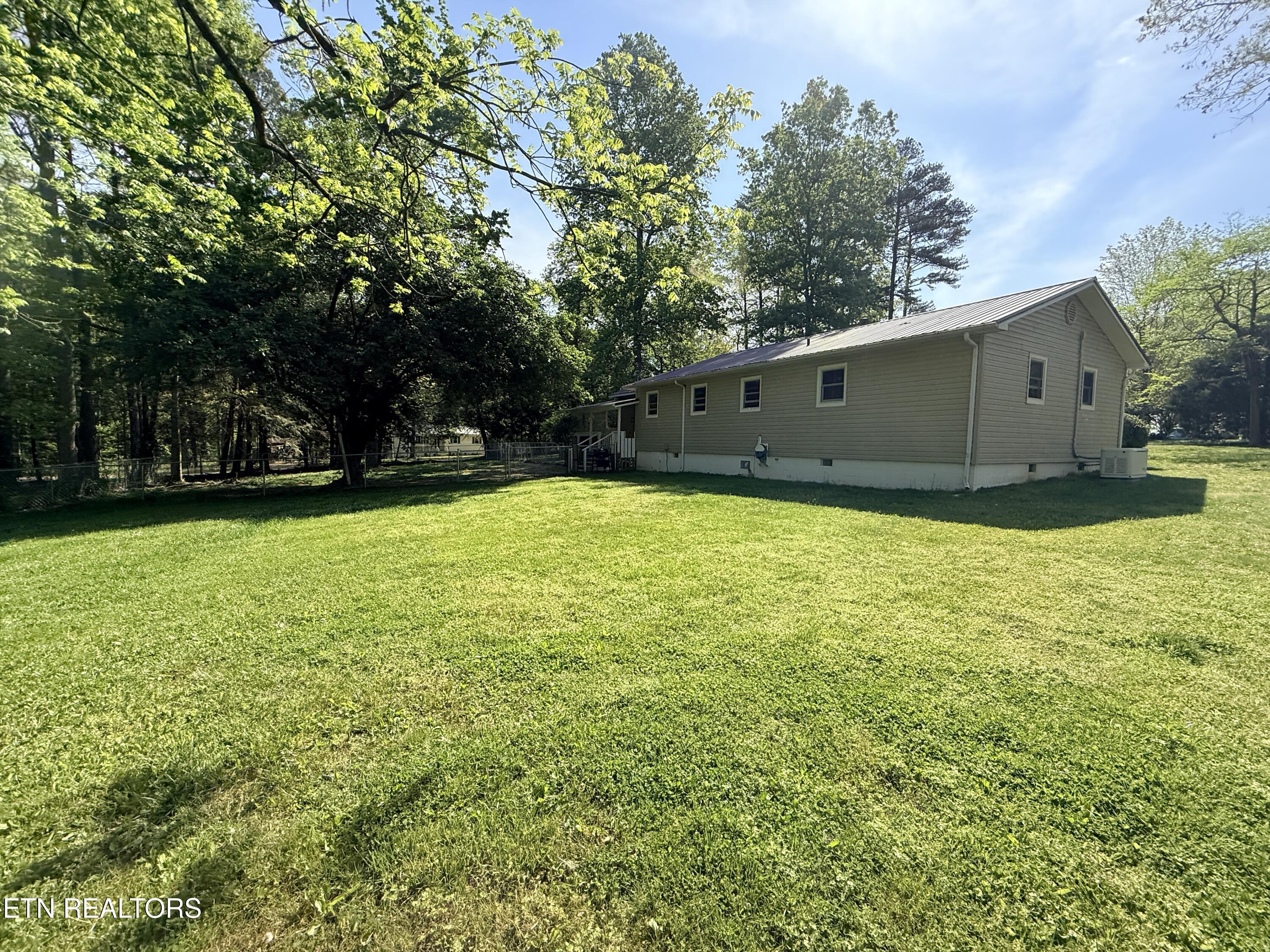 1200 Banner Springs Road Jamestown, TN 38556 - Photo 25 of 40 IMG_4067