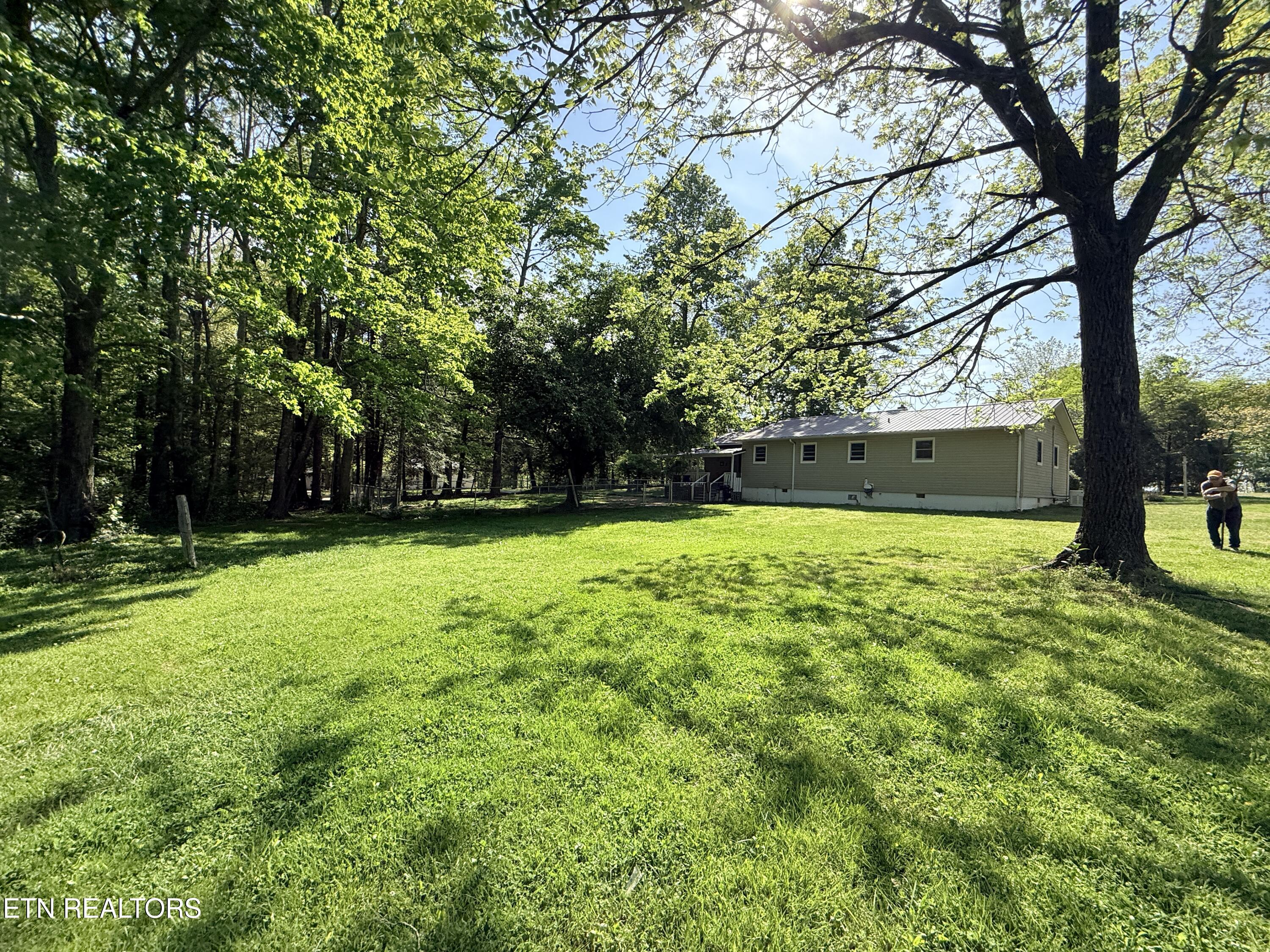 1200 Banner Springs Road Jamestown, TN 38556 - Photo 29 of 40 IMG_4071