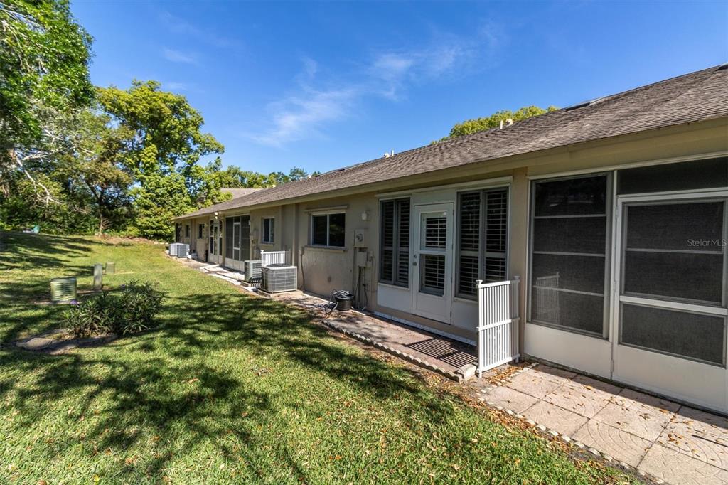 6420 Cabbage Lane New Port Richey, FL 34653 - Photo 4 of 28 Gallery Image 4