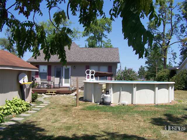 1227 Madison Street Decatur, IN 46733 - Photo 2 of 7