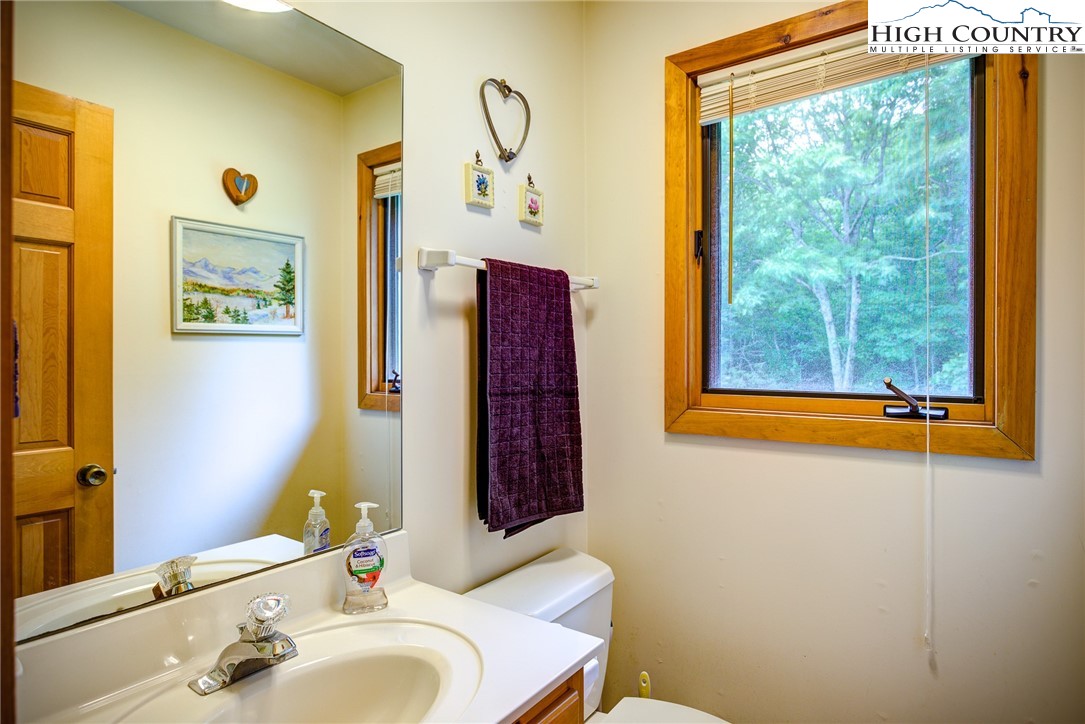 667 State View Road Boone, NC 28607 - Photo 15 of 24 Gallery Image 15