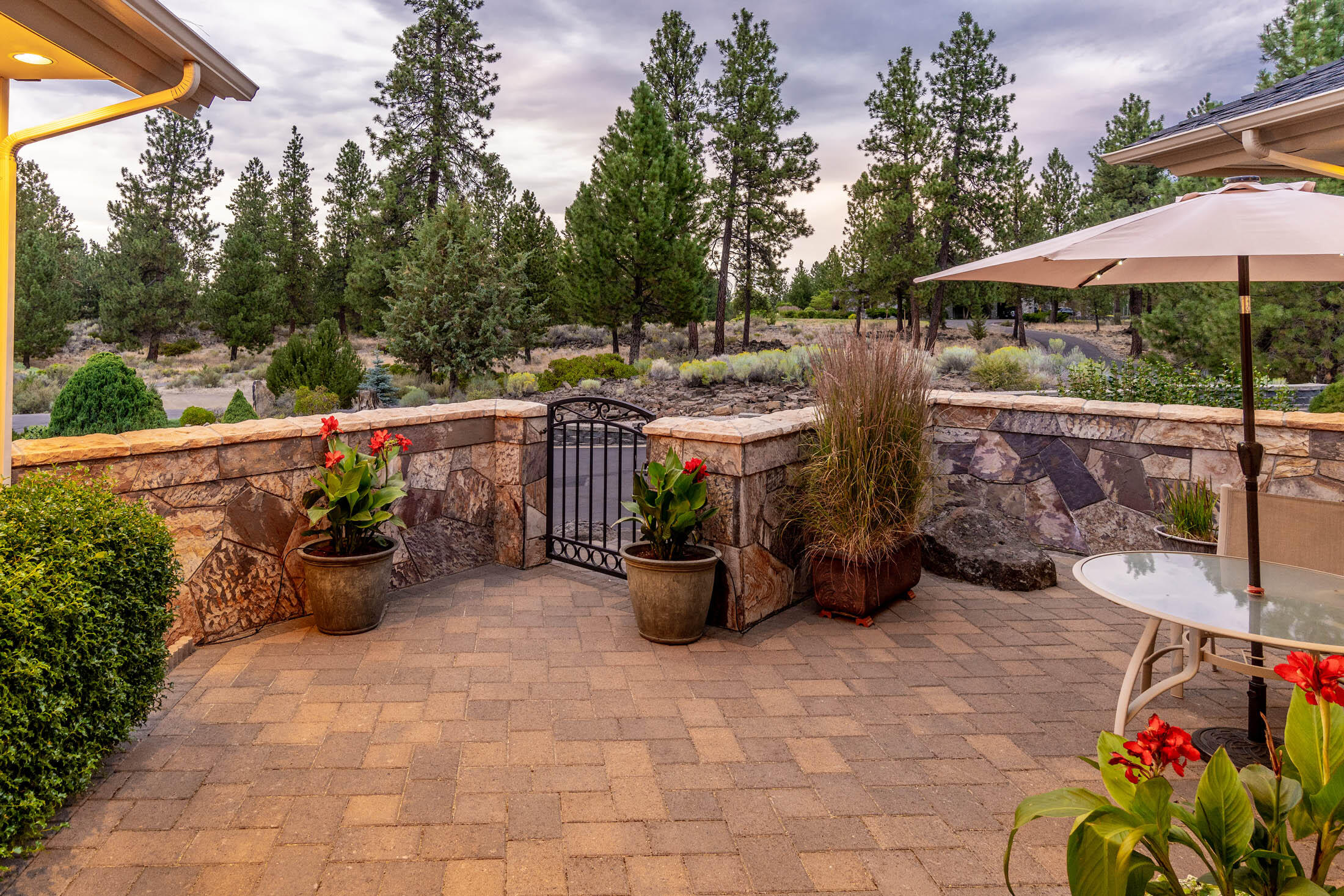 60235 Sunset View Drive Bend, OR 97702 - Photo 26 of 29 60235 Sunset View_0225 copy