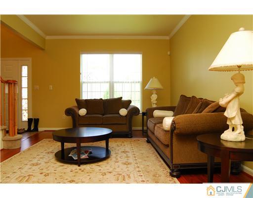 28 Rue Chagall Somerset, NJ 08873 - Photo 4 of 10 Gallery Image 4