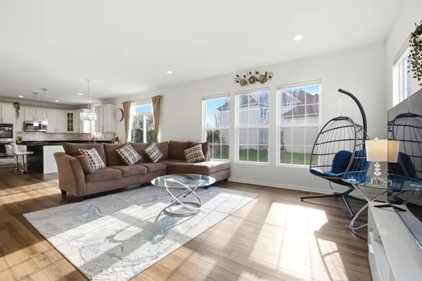 $540,000 | 12404 South Blue Water Parkway, Plainfield, IL 60585