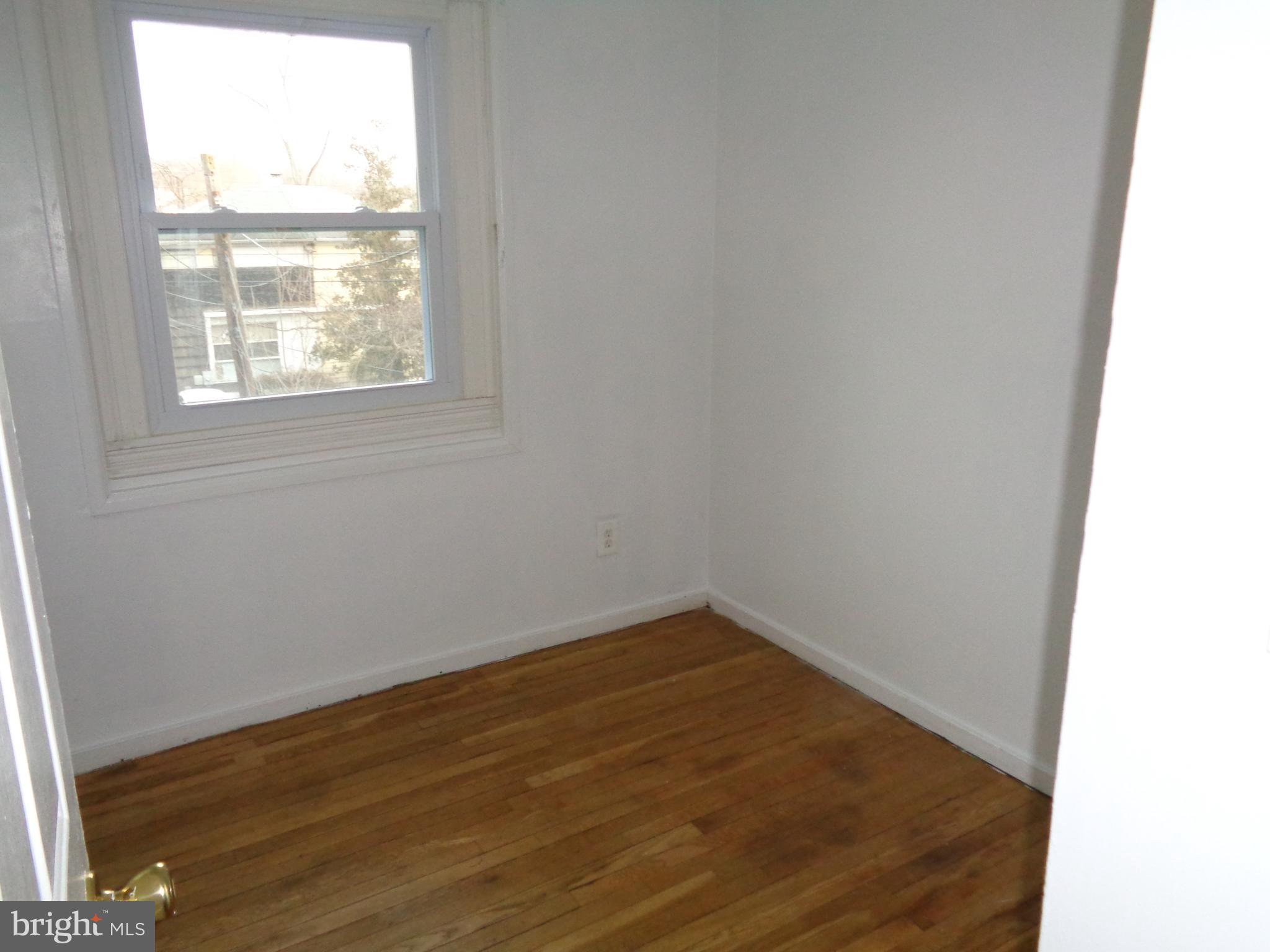 12122 Bluhill Road Silver Spring, MD 20902 - Photo 15 of 25