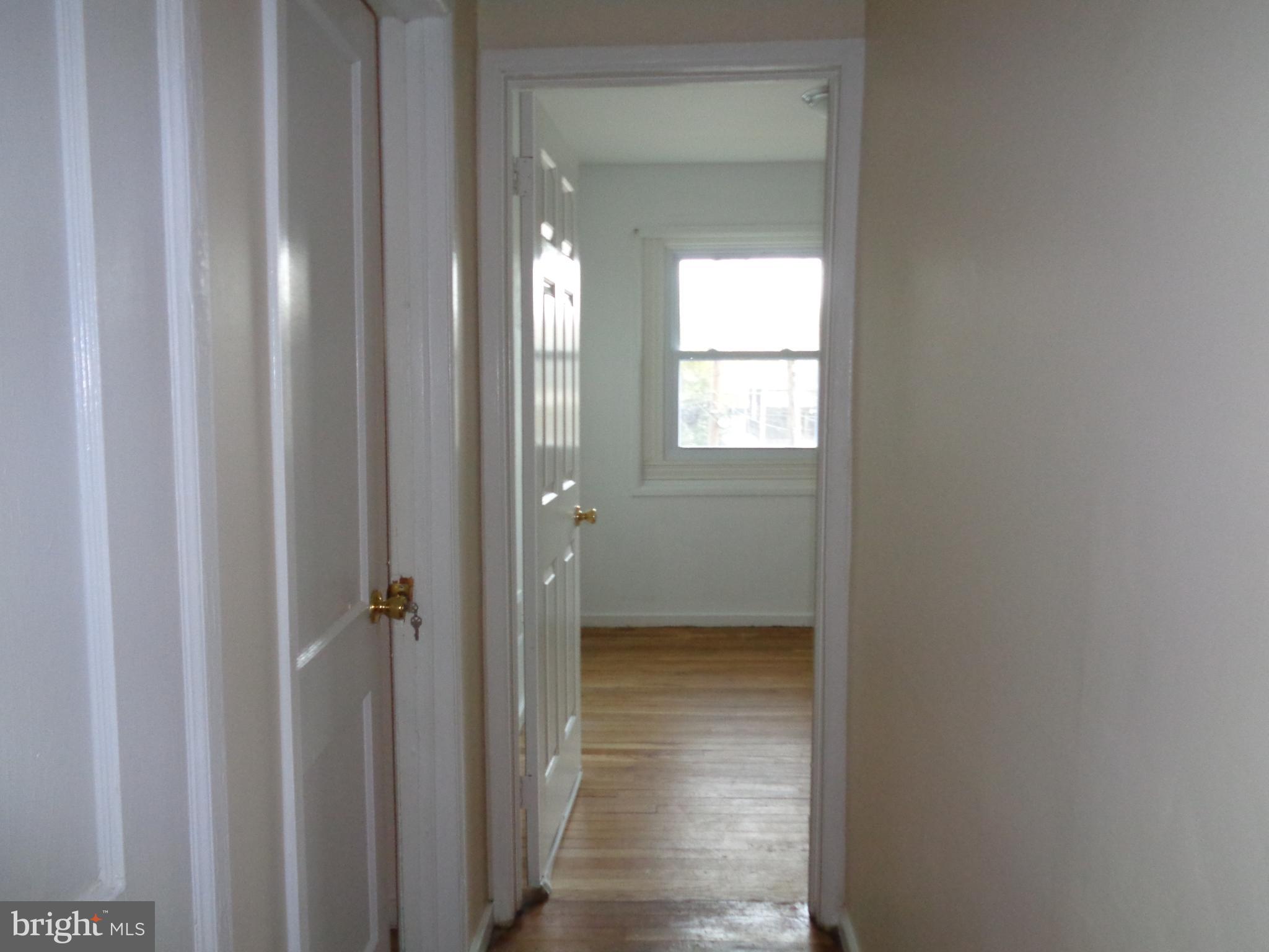 12122 Bluhill Road Silver Spring, MD 20902 - Photo 19 of 25
