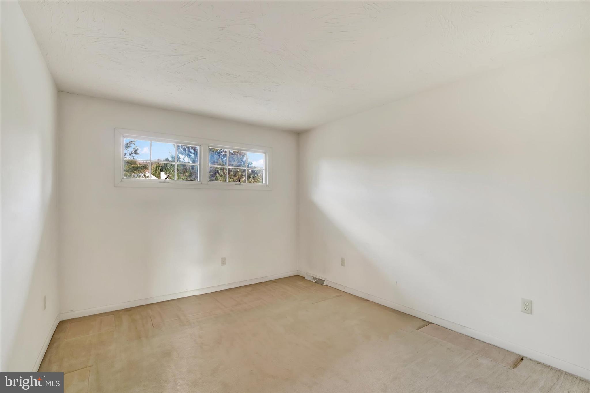 34 Jean Lo Way York, PA 17406 - Photo 17 of 27 a view of an empty room