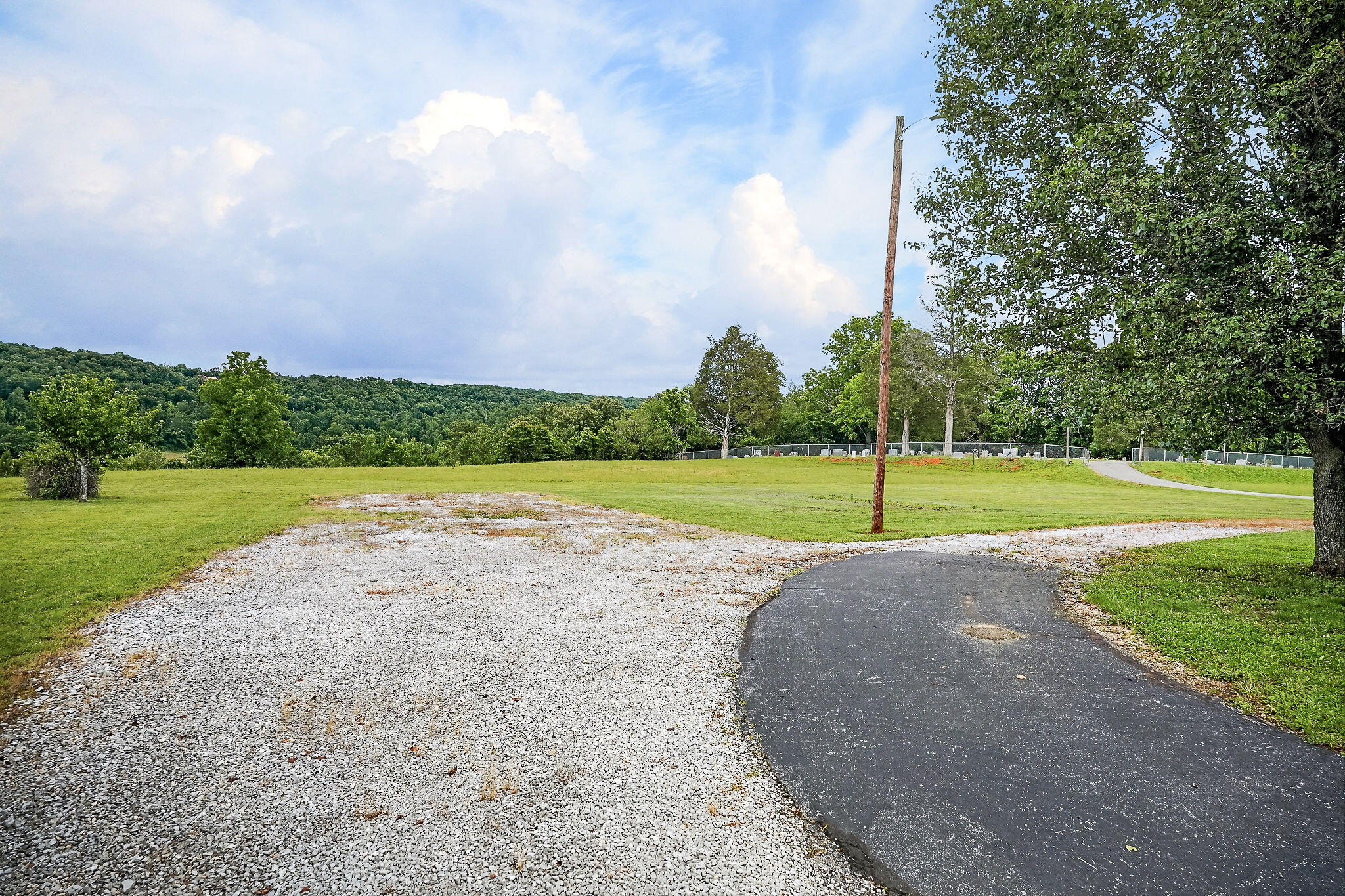 960 Country Club Road Sparta, TN 38583 - Photo 3 of 32 BLP03336