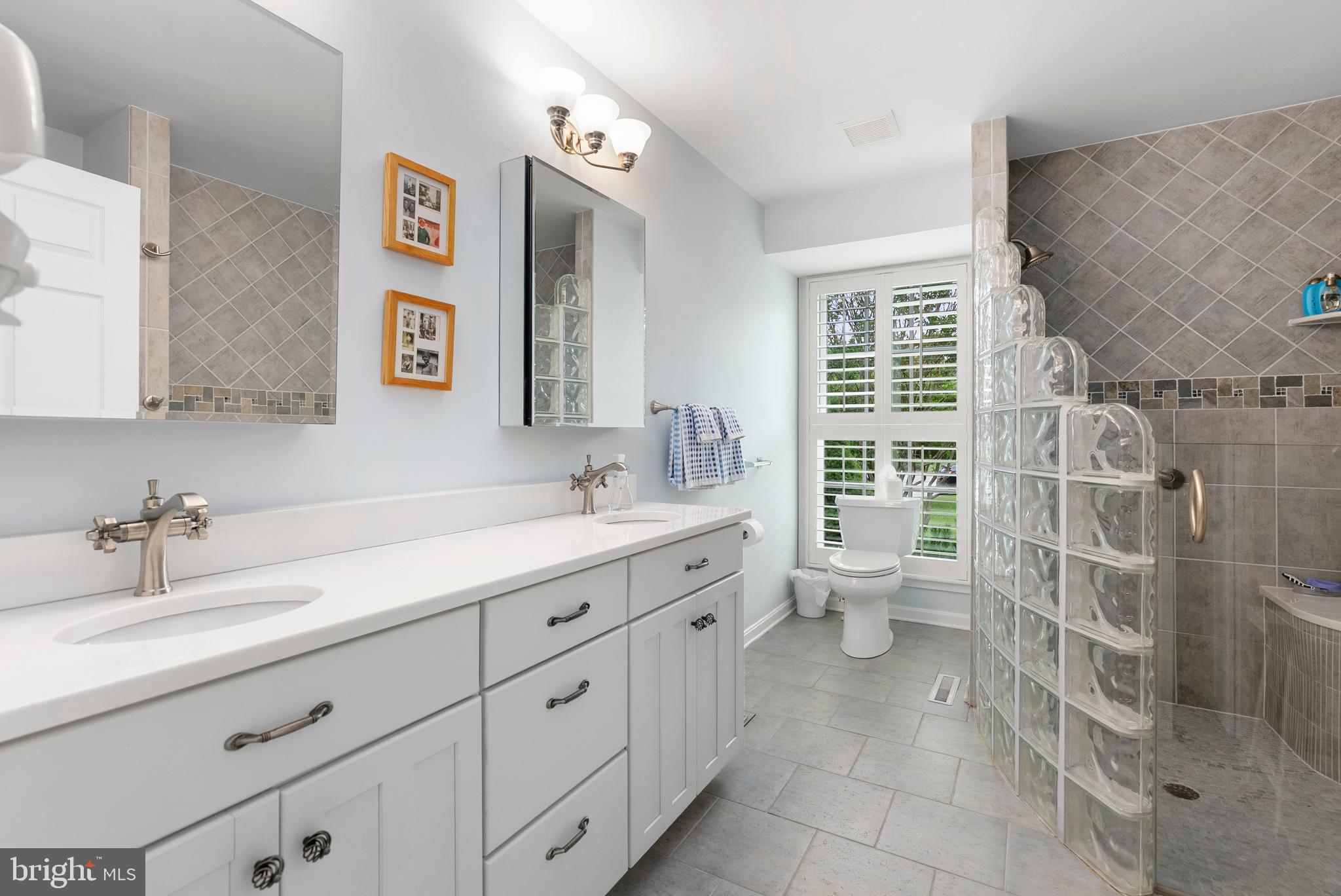 7 Spring House Road Lutherville-Timonium, MD 21093 - Photo 26 of 50 Primary Bathroom
