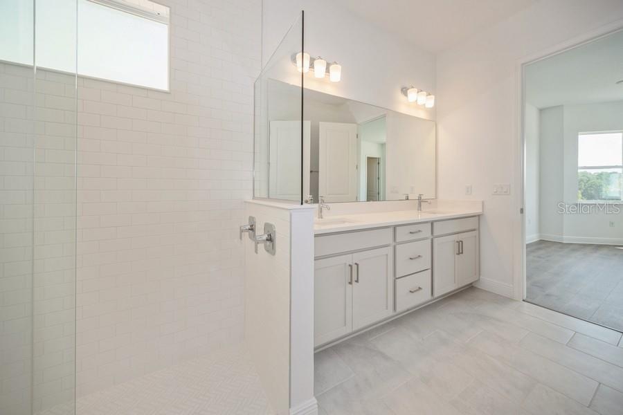 16029 Volterra Point Montverde, FL 34756 - Photo 18 of 48