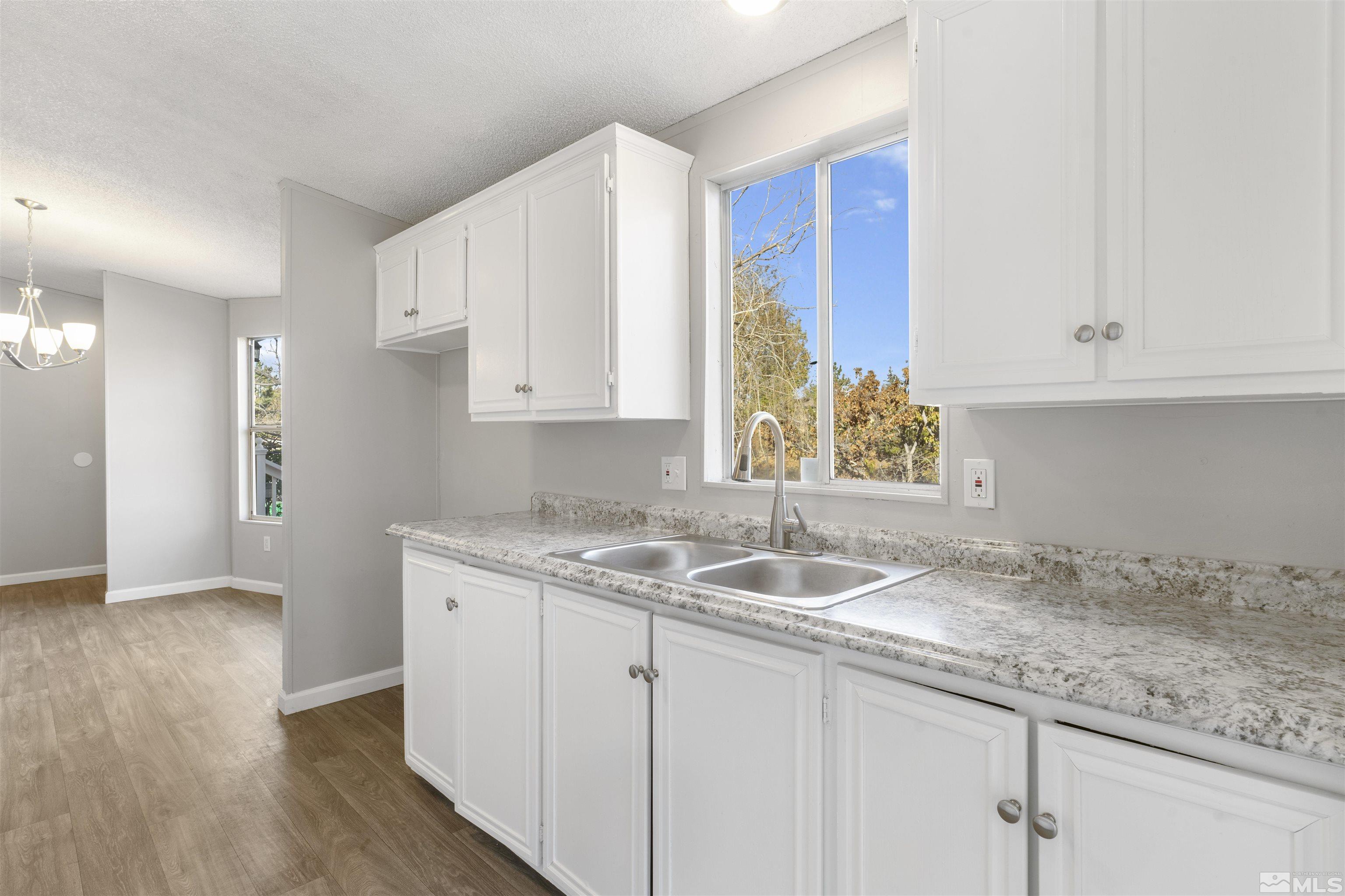 1472 Kate Lane Reno, NV 89506 - Photo 11 of 33 Photo 11