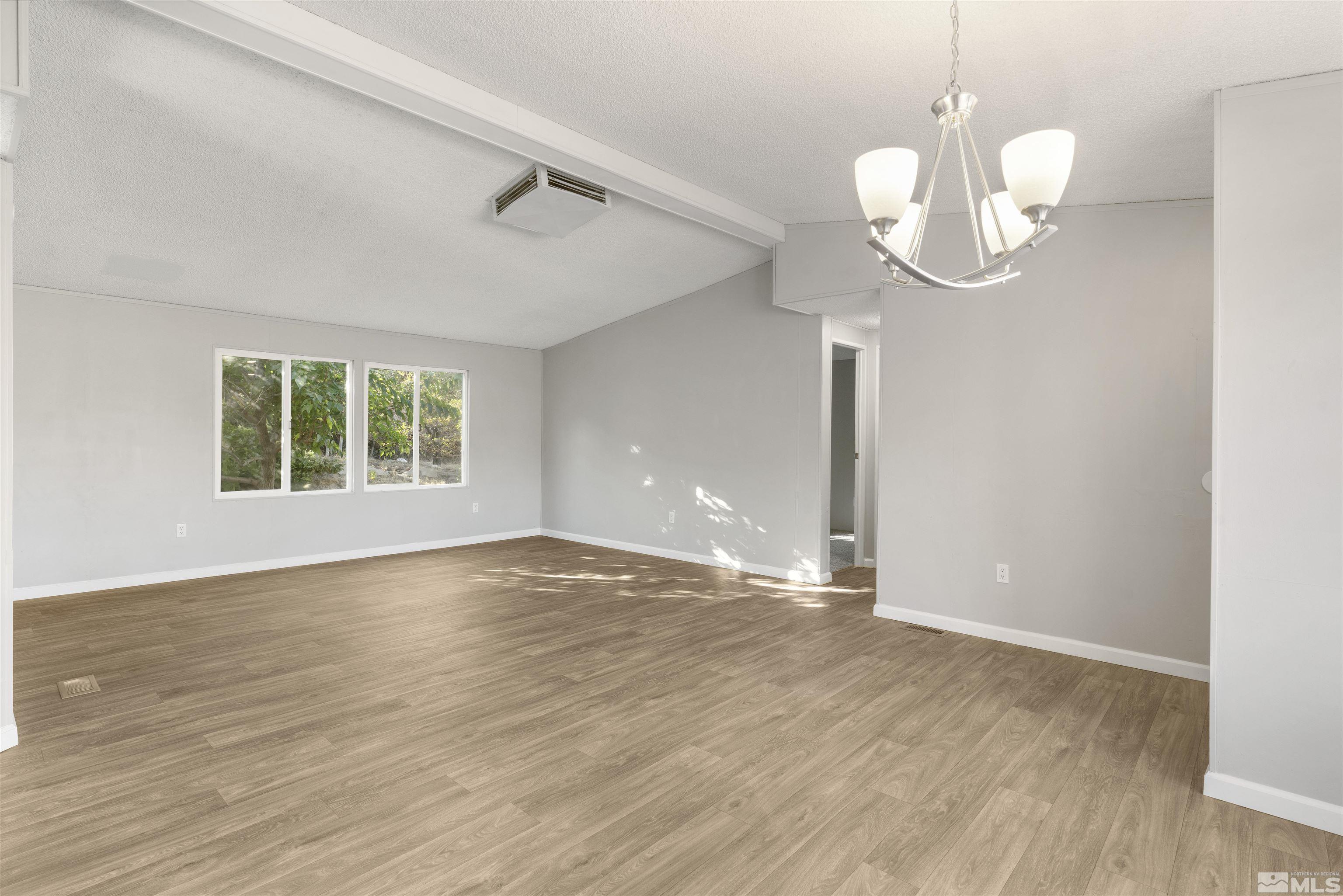 1472 Kate Lane Reno, NV 89506 - Photo 5 of 33 Photo 5