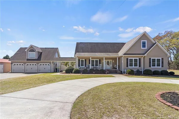 $700,000 | 2970 Cedar Creek Road, Fayetteville, NC 28312