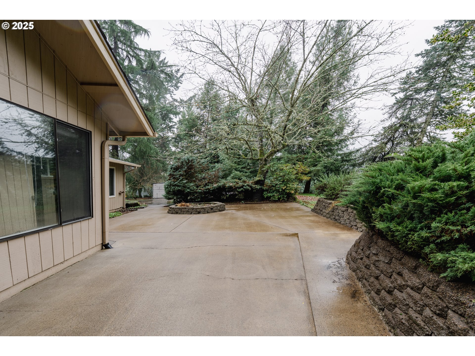 20180 Northeast Sunnycrest Road Newberg, OR 97132 - Photo 39 of 46 Deck