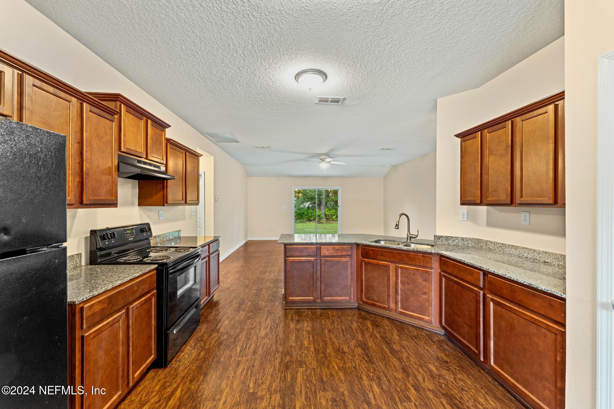 12279 Harts Road Jacksonville, FL 32218 - Photo 7 of 30 Kitchen