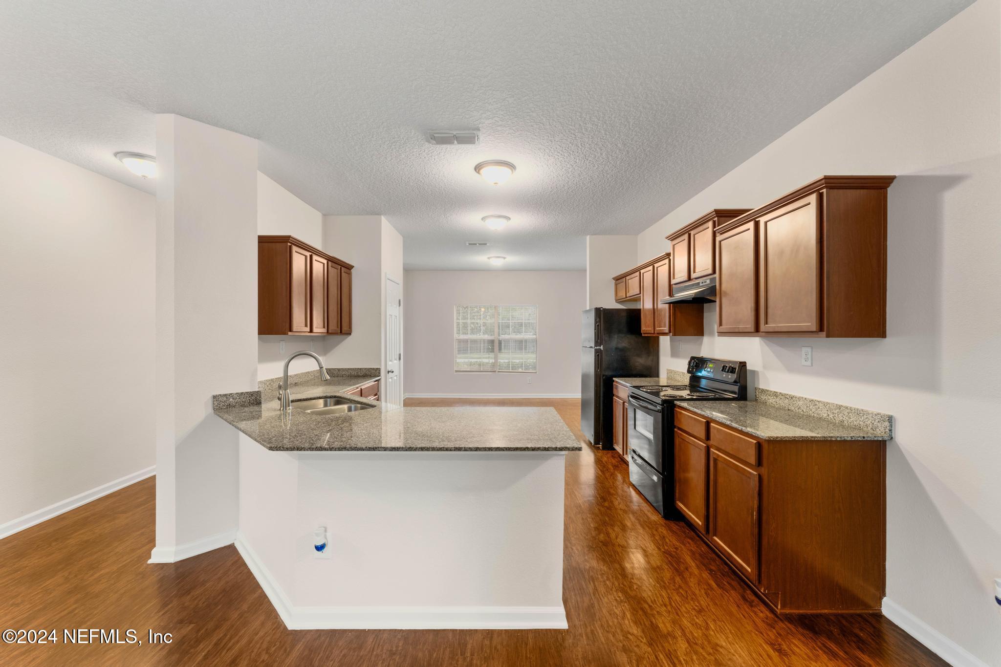 12279 Harts Road Jacksonville, FL 32218 - Photo 10 of 30 Kitchen