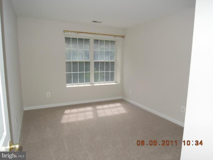 12310 Rosslare Ridge Road, Unit 106 Lutherville-Timonium, MD 21093 - Photo 13 of 16 Bedroom