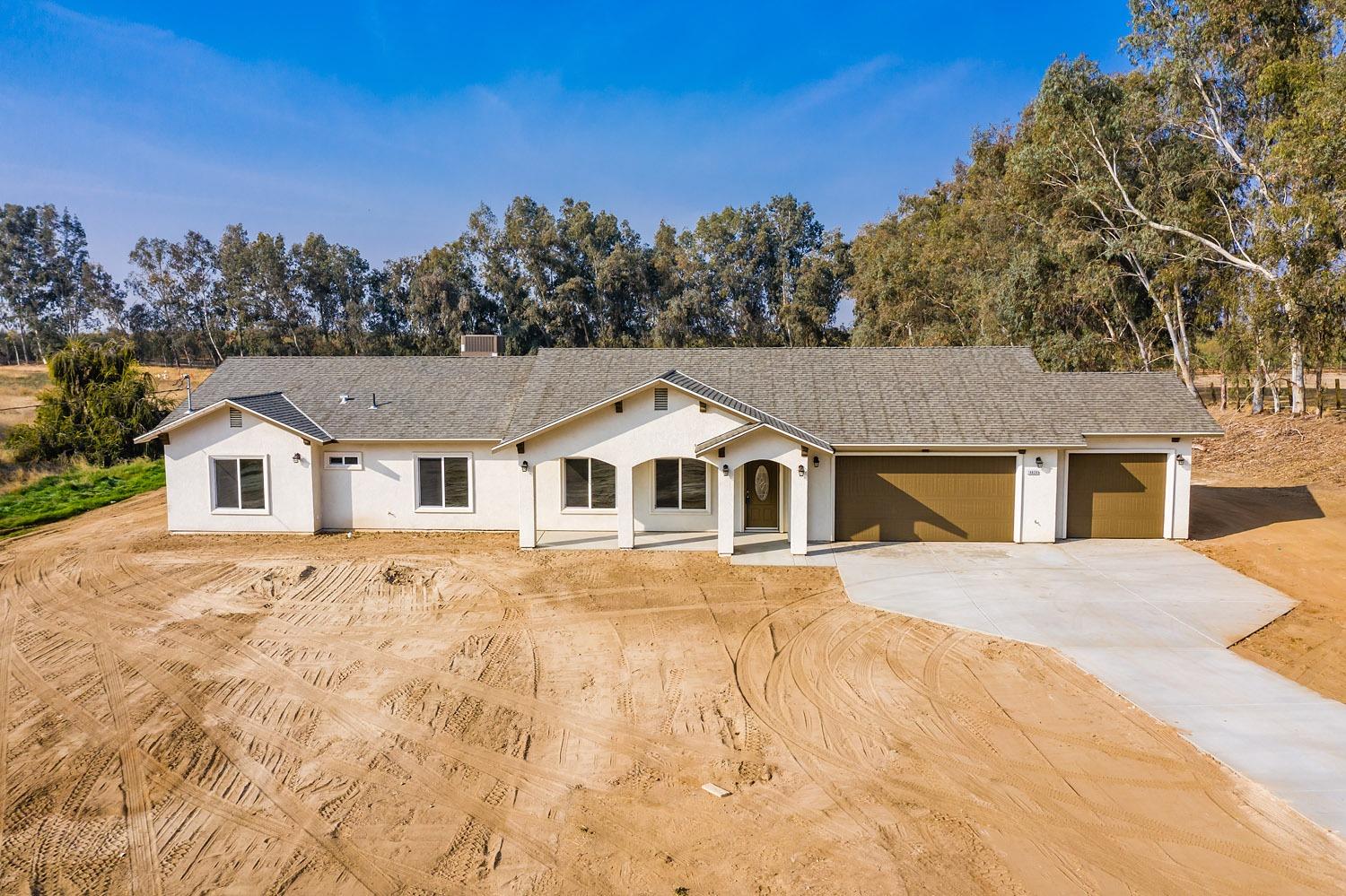16137 Paula Road Madera, CA 93636 - Photo 1 of 24 Gallery Image 1