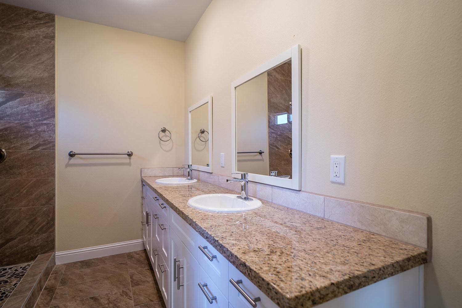 16137 Paula Road Madera, CA 93636 - Photo 14 of 24 Gallery Image 14