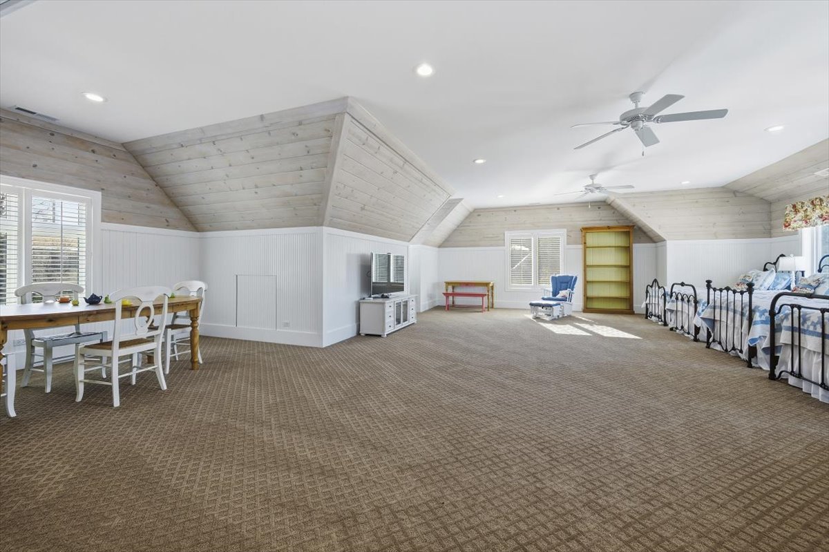 38778 North Ackerman Road Antioch, IL 60002 - Photo 45 of 82 a view of a livingroom with furniture and a ceiling fan