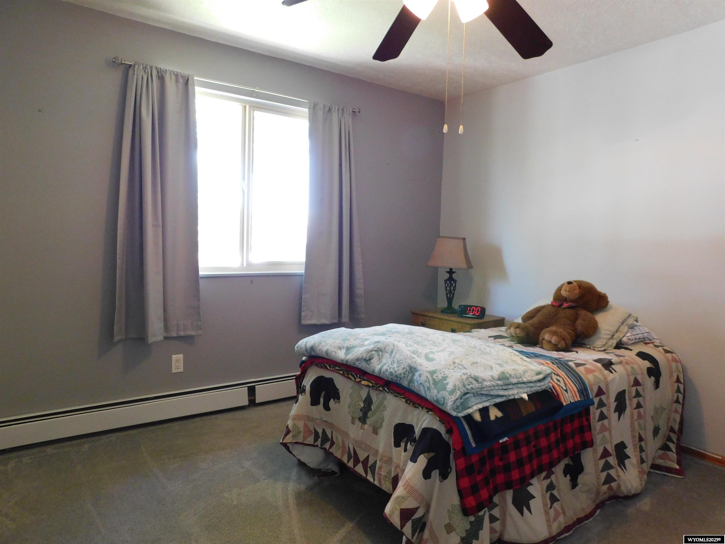 820 Stephens Street Green River, WY 82935 - Photo 17 of 50