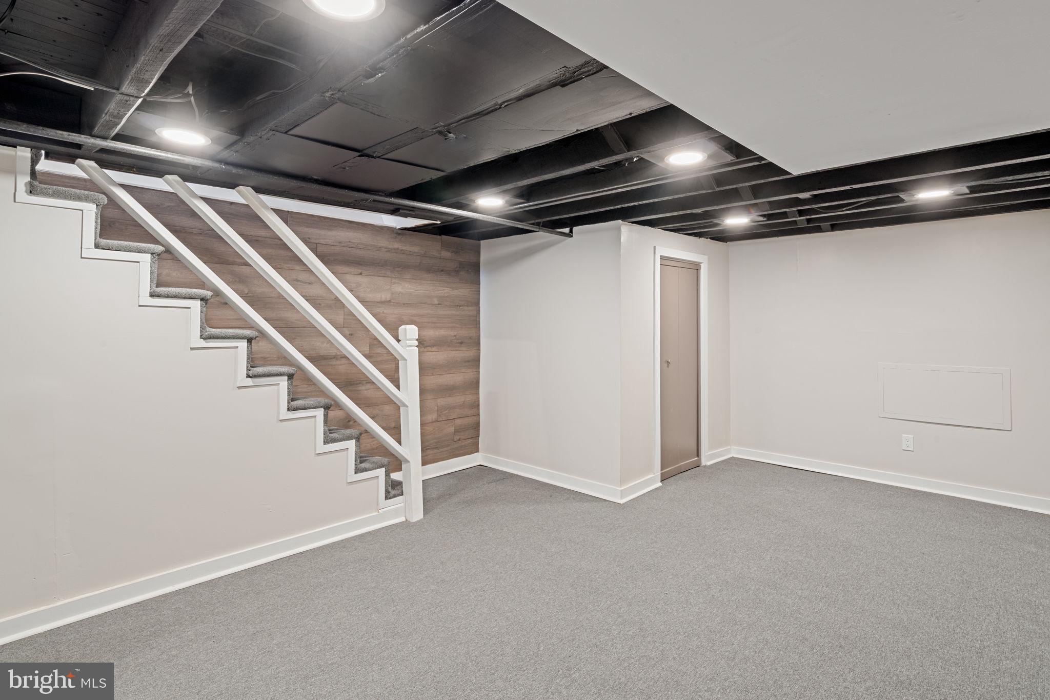 4558 Fernhill Road Philadelphia, PA 19144 - Photo 28 of 36