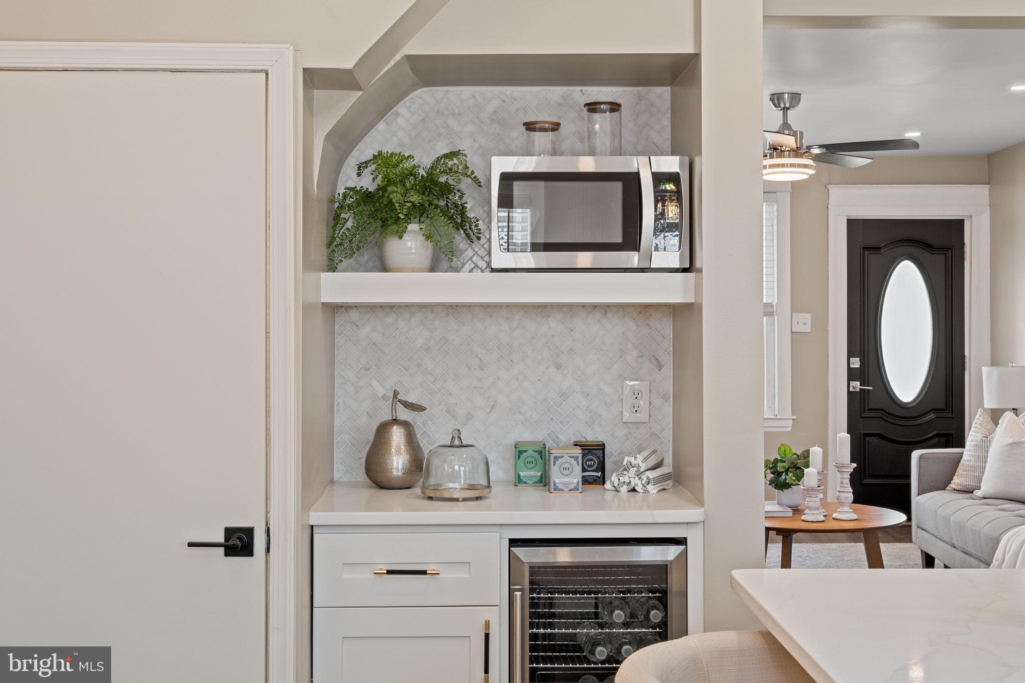 4558 Fernhill Road Philadelphia, PA 19144 - Photo 9 of 36