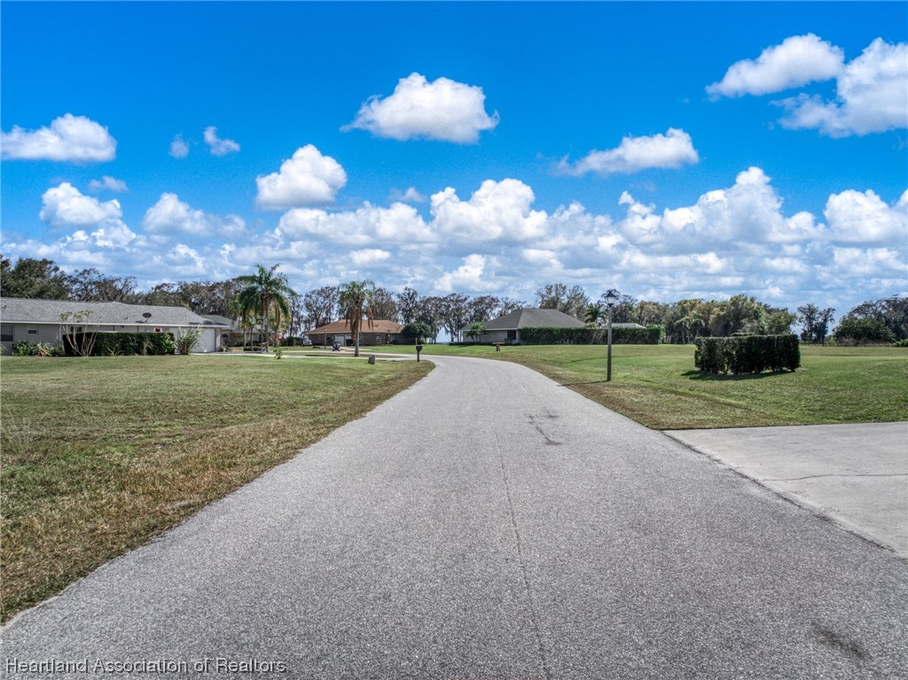724 Lin Road Sebring, FL 33876 - Photo 14 of 20 Gallery Image 14