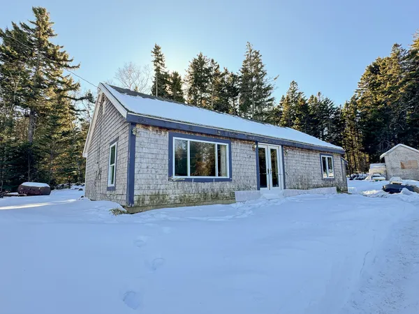 $150,000 | 12 Fifield Point Road, Stonington, ME 04681