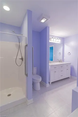 $269,900 | 522 Glovenia Street, Eden, NC 27288