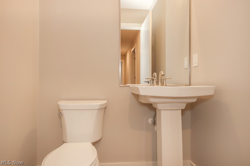 2044 Random Road, Unit 402 Cleveland, OH 44106 - Photo 27 of 35 Gallery Image 27