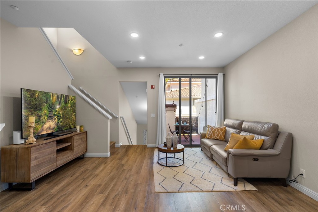 311 Falcon Creek Irvine, CA 92618 - Photo 12 of 32