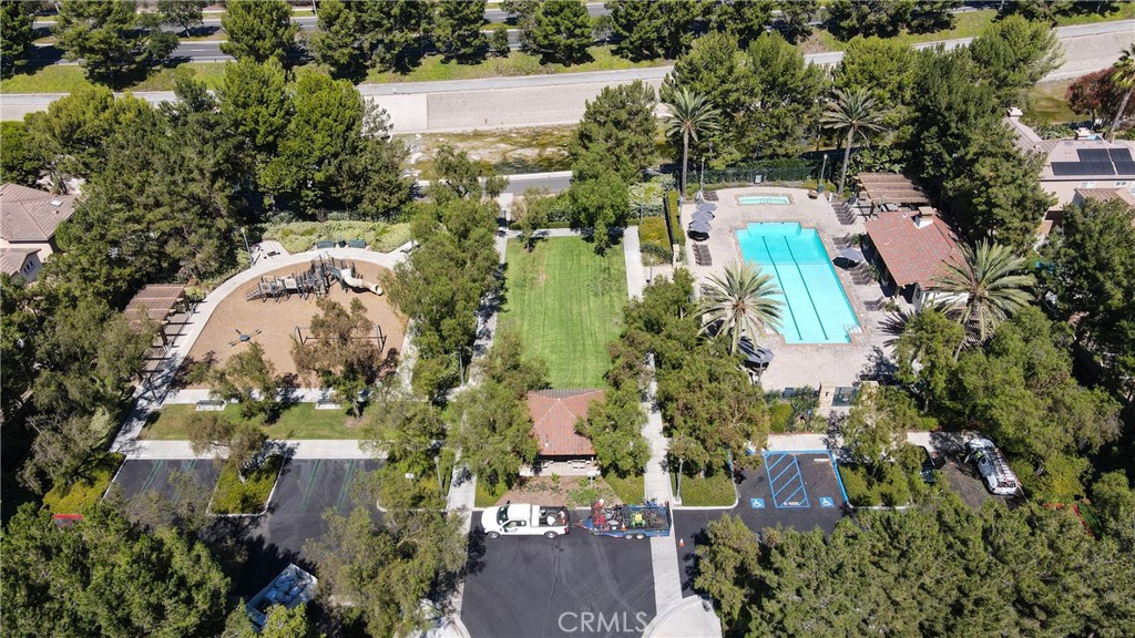 311 Falcon Creek Irvine, CA 92618 - Photo 2 of 32