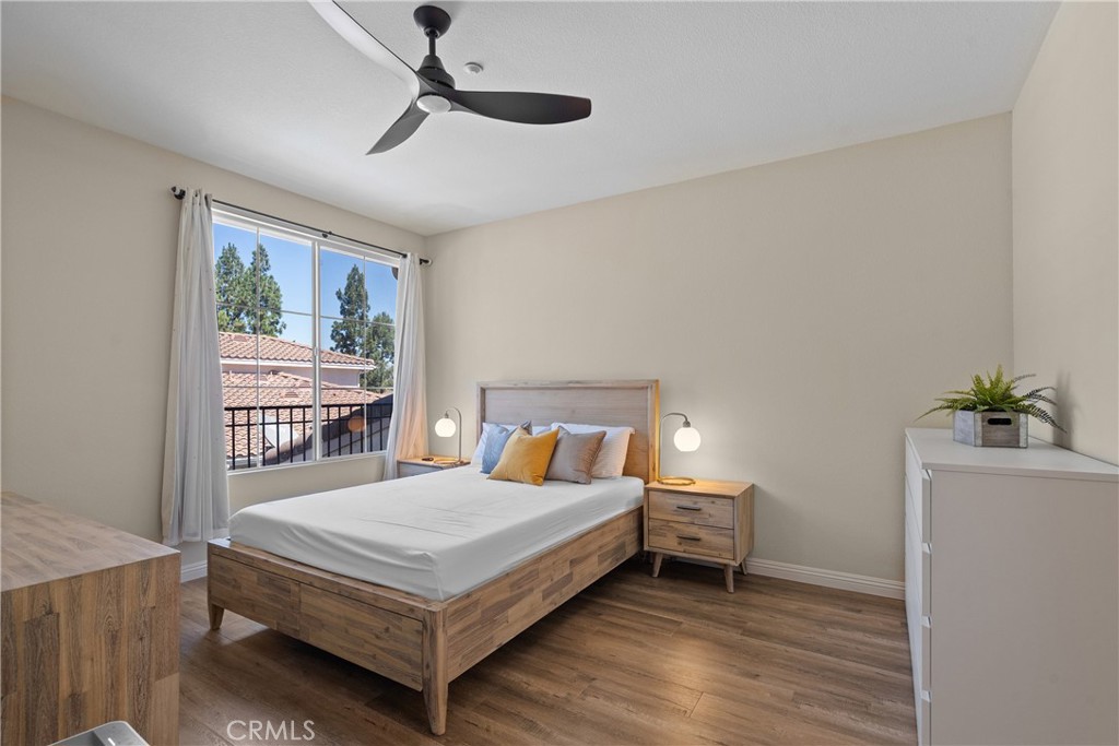 311 Falcon Creek Irvine, CA 92618 - Photo 23 of 32