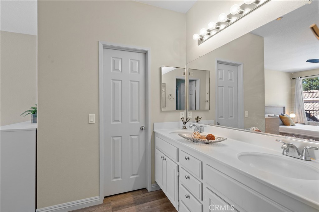 311 Falcon Creek Irvine, CA 92618 - Photo 26 of 32