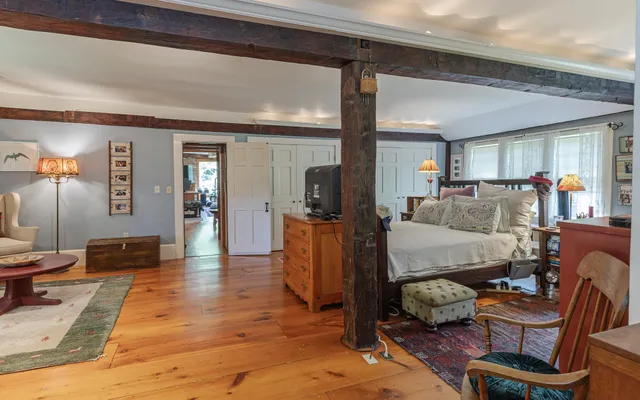 $2,400,000 | 31 Wentworth Road, Walpole, NH 03608