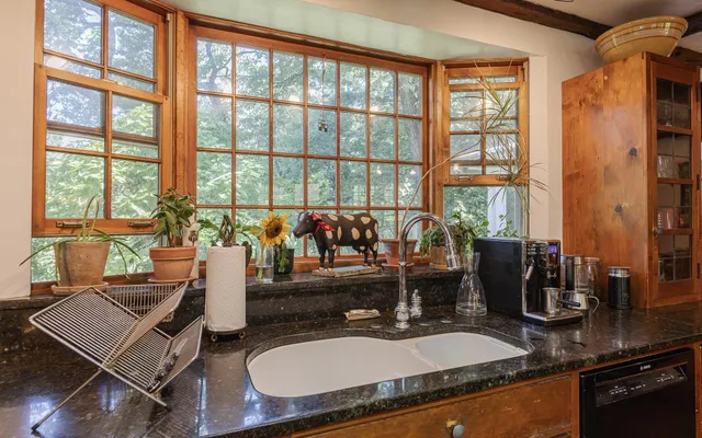 $2,400,000 | 31 Wentworth Road, Walpole, NH 03608