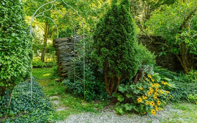 $2,400,000 | 31 Wentworth Road, Walpole, NH 03608