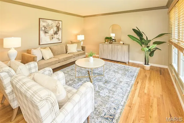 $429,900 | 449 Wildwood Parkway, Ballwin, MO 63011