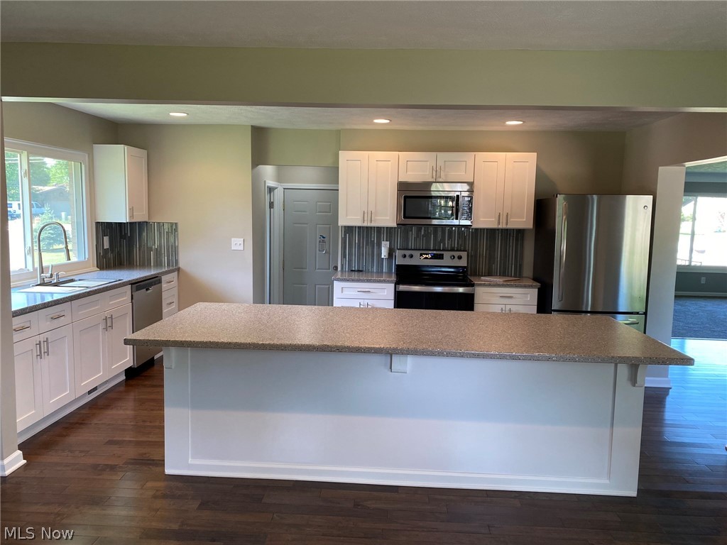 14639 Sprague Road Strongsville, OH 44136 - Photo 4 of 35