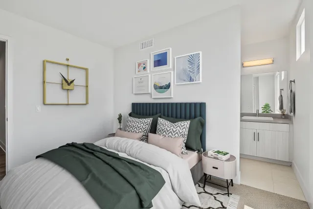 $5,500 | 1045 32nd Street, Unit 4, San Diego, CA 92102