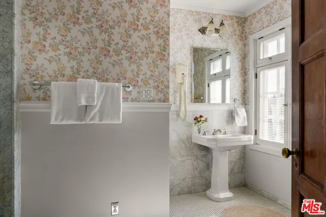 $20,000 | 3162 2nd Avenue, San Diego, CA 92103