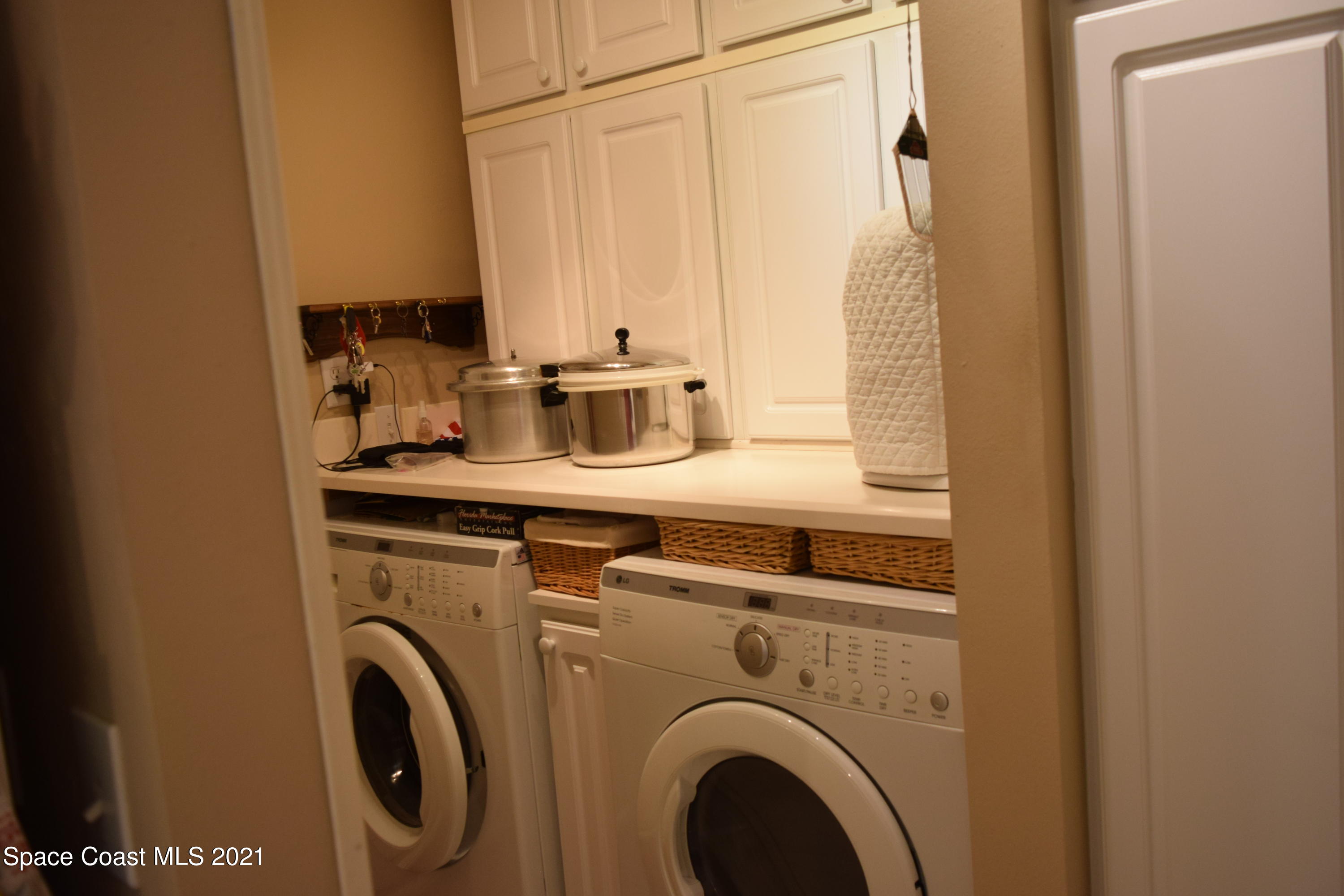 2108 Spring Creek Circle Palm Bay, FL 32905 - Photo 6 of 26 DSC_0389