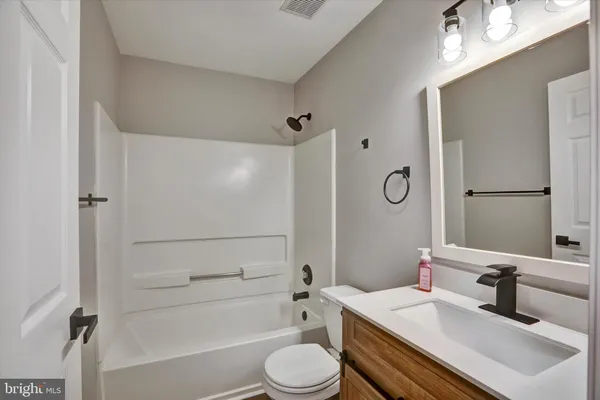 $250,000 | 6500 Home Water Way, Unit 302, Glen Burnie, MD 21060
