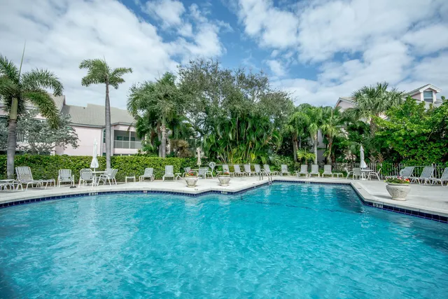 $6,800 | 4205 Fairway Drive North, Unit 4205, Jupiter, FL 33477