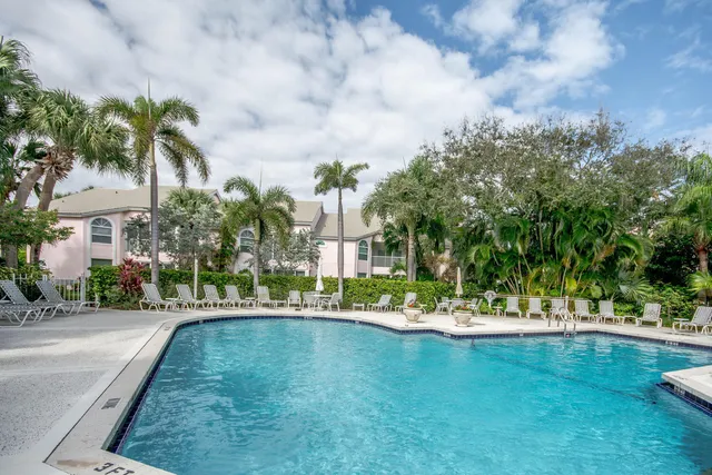 $6,800 | 4205 Fairway Drive North, Unit 4205, Jupiter, FL 33477