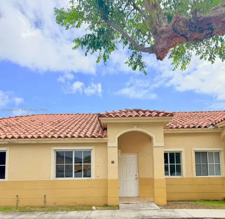 $2,100 | 31 Northeast 13th Street, Unit 5, Homestead, FL 33030